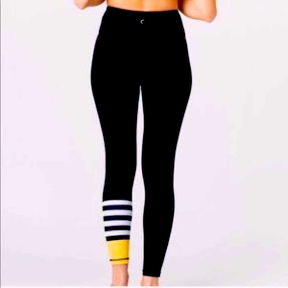 NWT ZYIA bumblebee light n tight legging